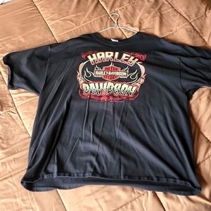 Men's black XXXL Harley Davidson tee.
